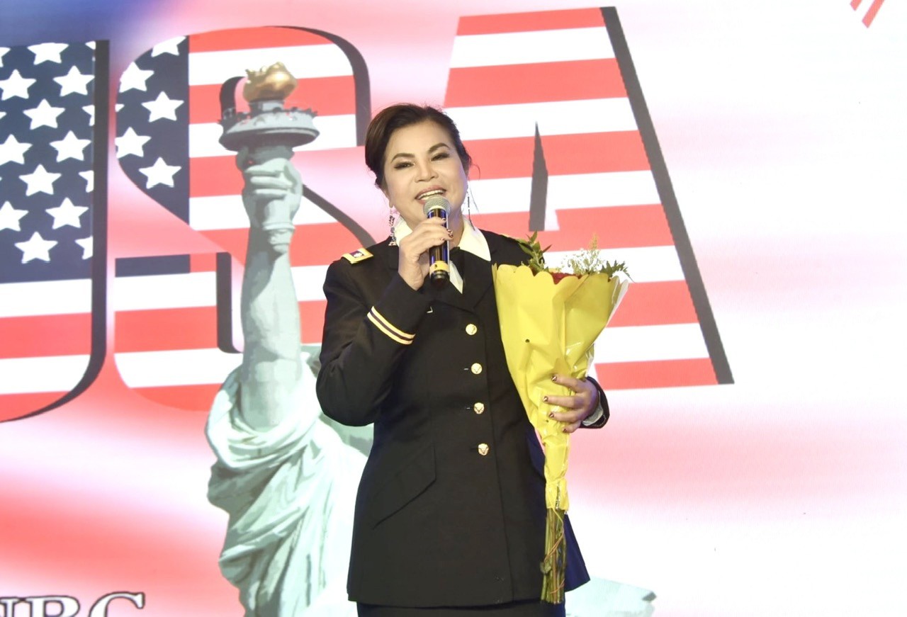 h3-kim-hong-hat-1752079906.jpg