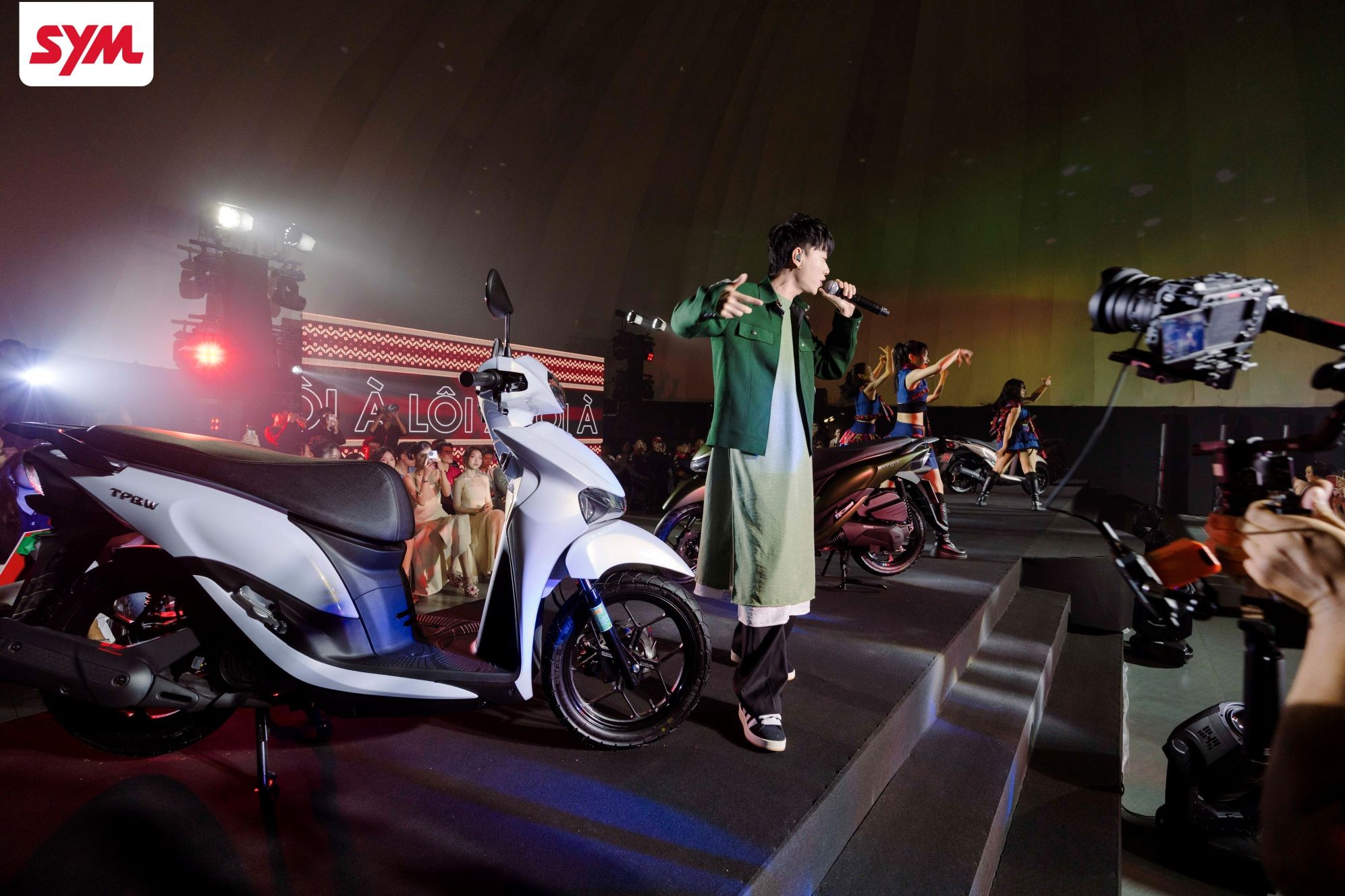 man-ra-mat-san-pham-moi-xe-tay-ga-tpbw-125cc-2-1760515015.jpg