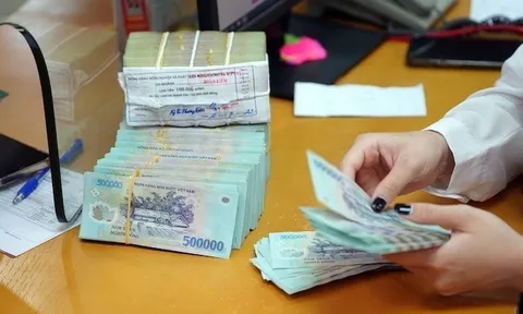 Ngân hàng 'bơm' mạnh vốn ra nền kinh tế