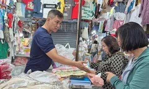 Chính thức nâng ngưỡng doanh thu miễn thuế với hộ kinh doanh lên mức 1 tỉ đồng