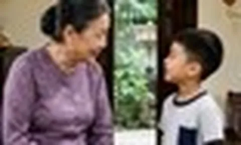 Bà nội hỏi “về nhà ngoại chơi được cho bao nhiêu tiền”, đứa trẻ 7 tuổi đáp một câu không ai chê được!