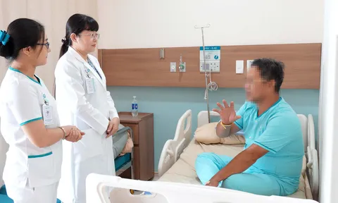Bất chợt đau đầu dữ dội, nhập viện phát hiện xuất huyết não