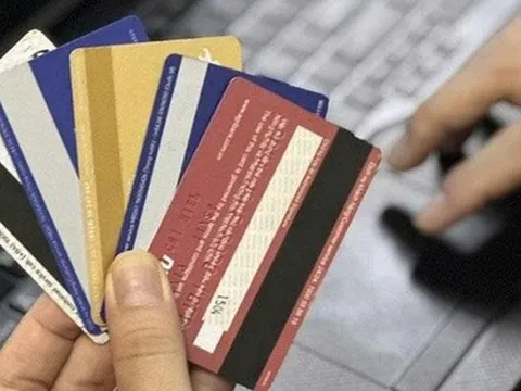 Cảnh báo bẫy cho thuê, mua bán tài khoản ngân hàng nhận “hoa hồng”