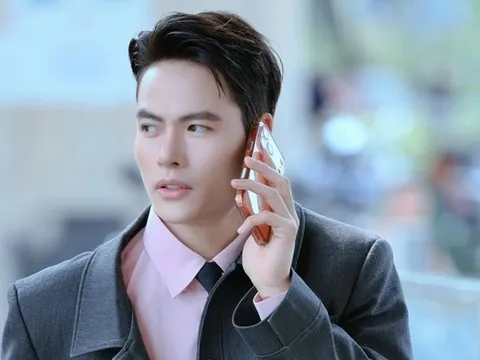 Cú "lên đời" đáng giá sau 10 năm của người đàn ông đang "phủ sóng" rạp Việt