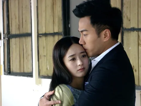 TRIỆU LỆ DĨNH – NÀNG BÚP BÊ XINH ĐẸP CỦA CBIZ VÀ “BÍ MẬT CỦA NGƯỜI VỢ”